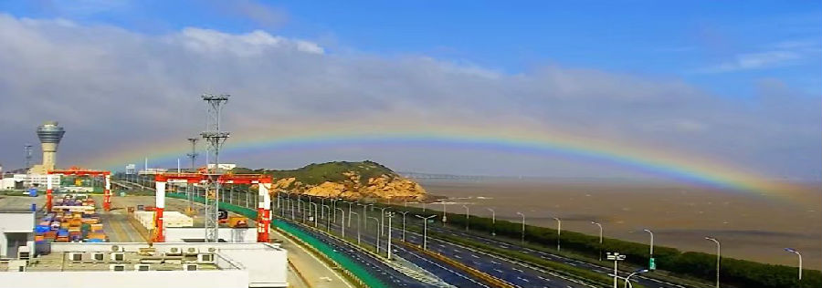 勇攀科技高峰，建设一流强港